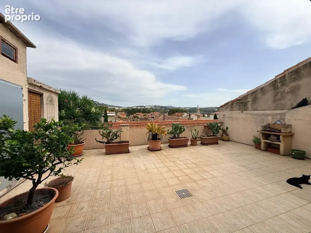 Photo Maison à Marseille-16e au prix de 240 000€