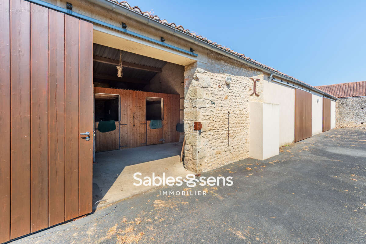 Maison à SAINTE-VERGE