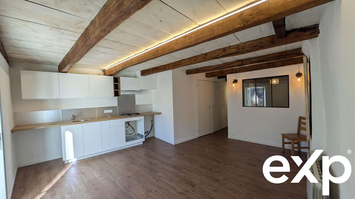 Appartement à VEYNES