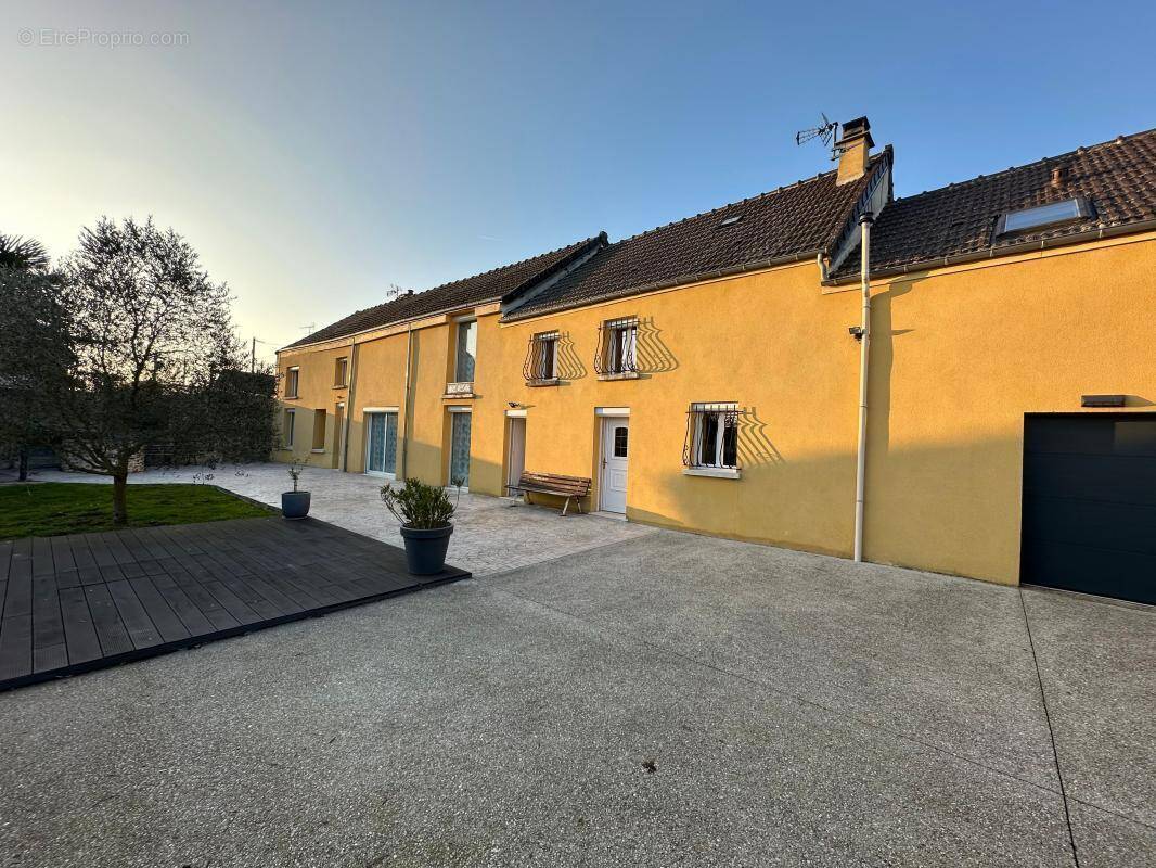 Maison à CHANGIS-SUR-MARNE