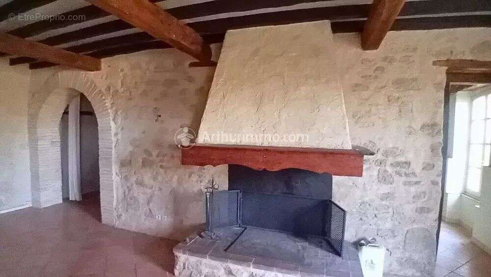 Maison à PUYLAURENS