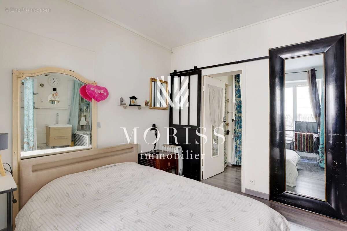 Appartement à PARIS-17E