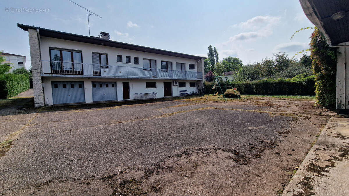 Maison à COMMERCY
