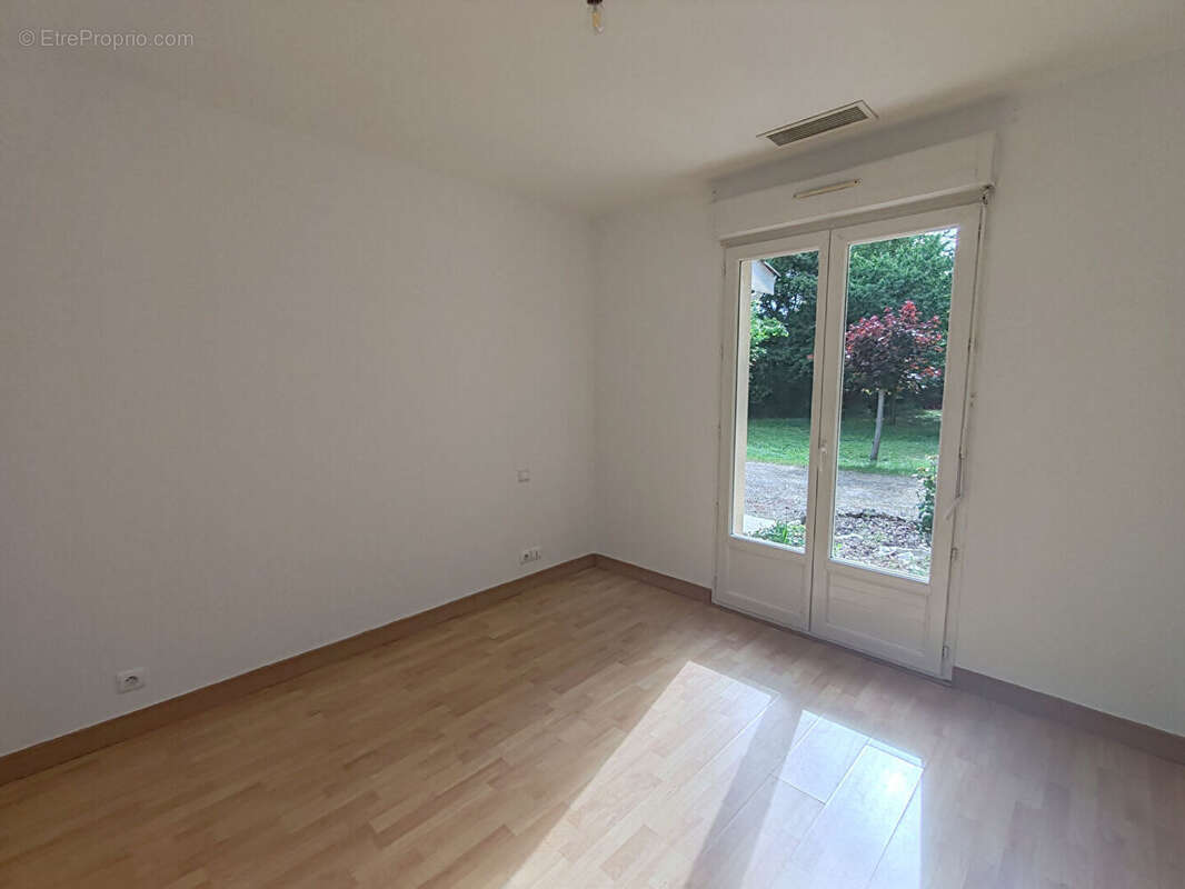 Maison Monteils, proche des commerces - photo 4