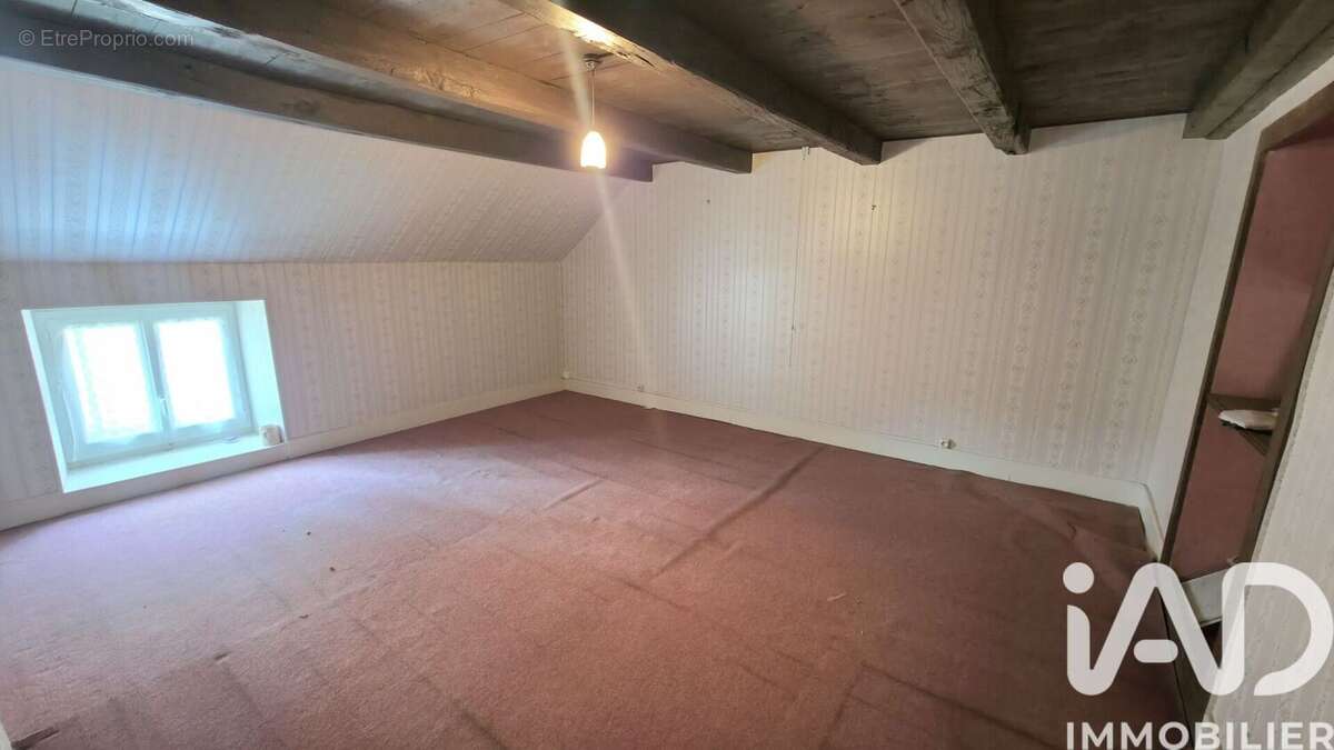 Photo 5 - Maison à CHATEAUVILLAIN