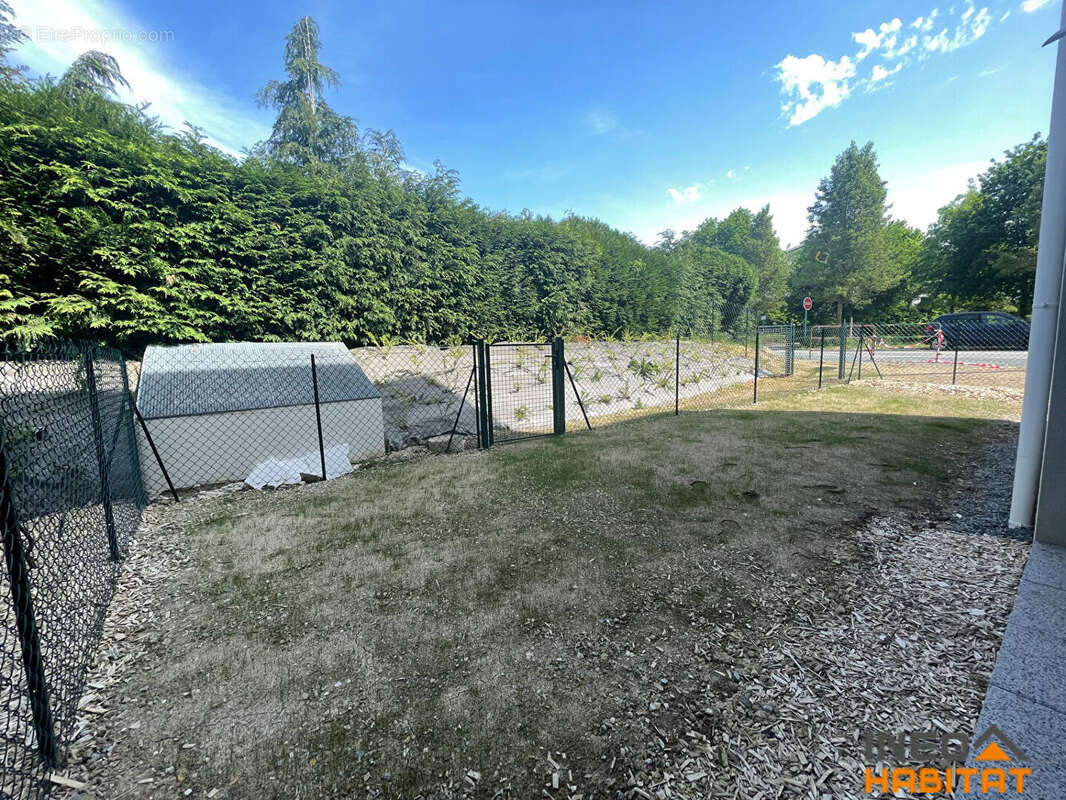 Appartement à LA CHAPELLE-DES-FOUGERETZ