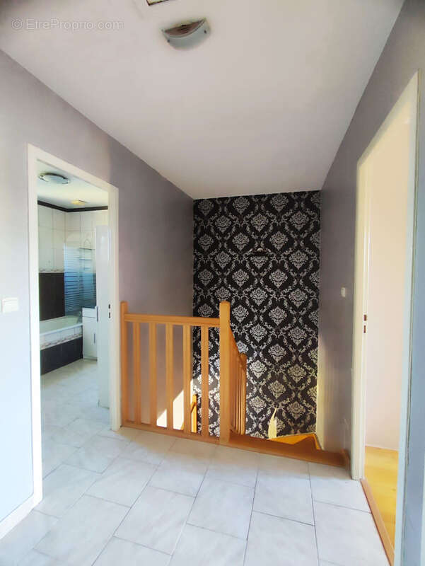 Maison à LE BLANC-MESNIL