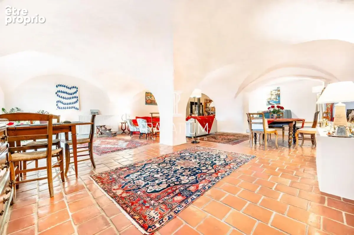 Bastide en pierre d'exception - photo 8
