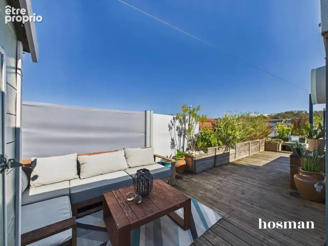Duplex 3 pièces, 78 m² Carrez avec terrasses de 70 m², ascenseur, parking, mini piscine - Impasse Toubart, Cenon - photo 14