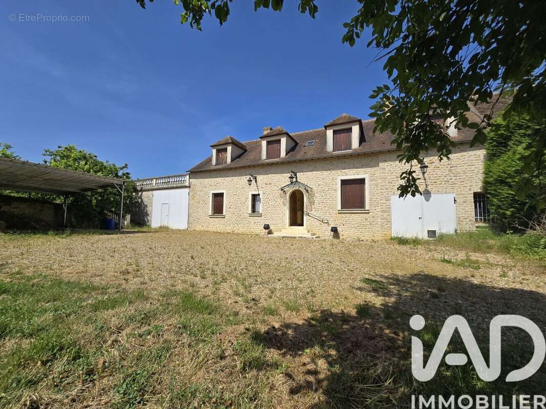 Maison 122 m² à Merobert  - photo 2