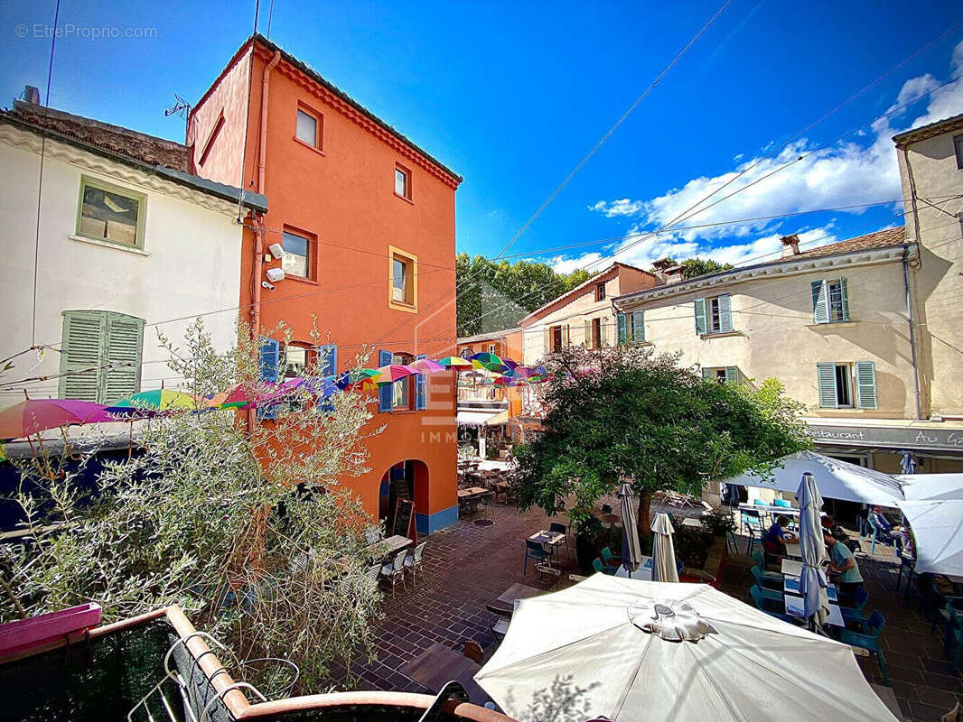 Appartement à VILLENEUVE-LOUBET