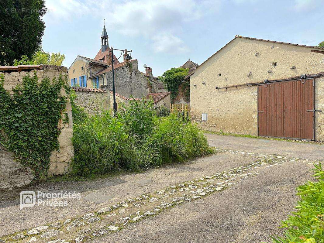 Maison de village 4 pièces avec garage, cave et terrain clos - photo 14
