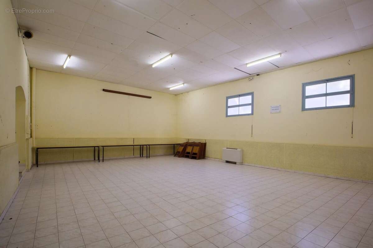 Appartement à SAINT-HILAIRE-DE-BRETHMAS