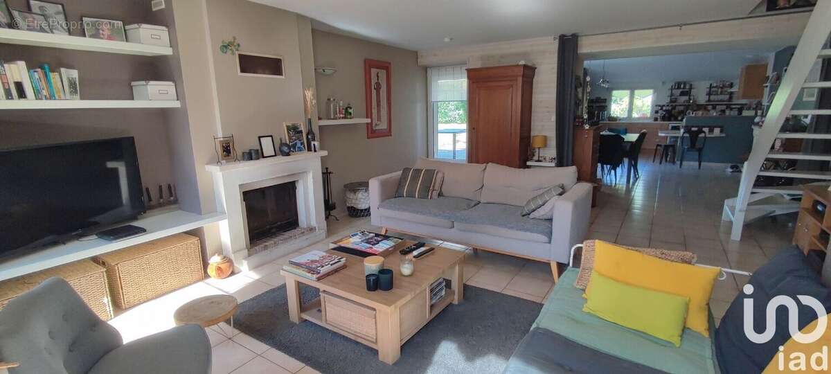 Maison 140 m² à Chavagnes-En-Paillers  - photo 9