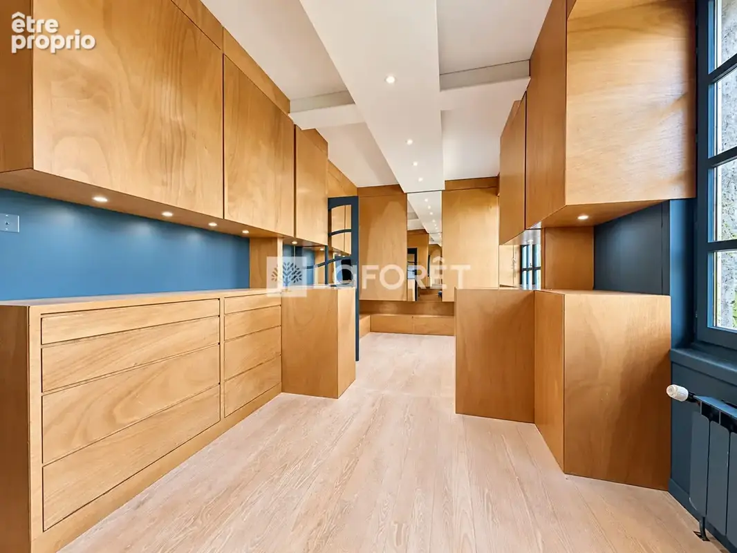 Maison de caractère - terrain  arboré et clôturé de + de 2 500 m² - photo 7