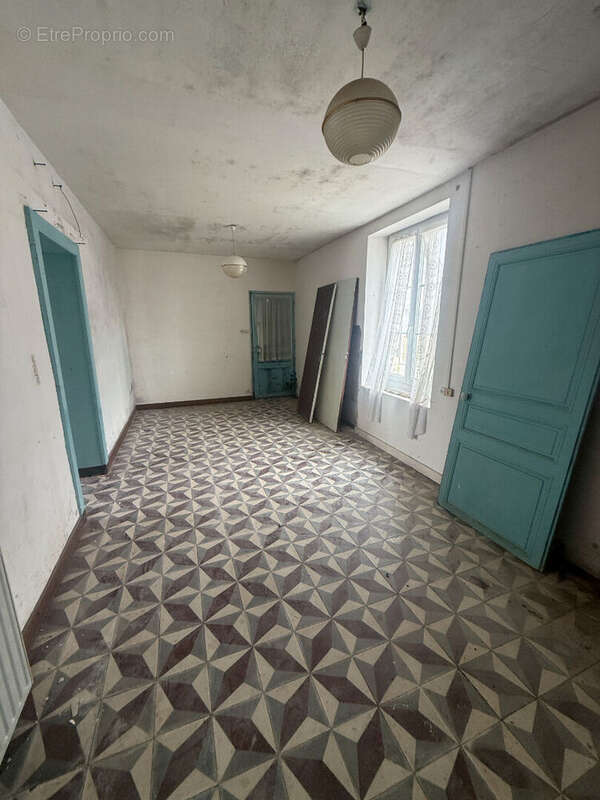Maison Beaufort En Anjou 100 m2 - photo 3