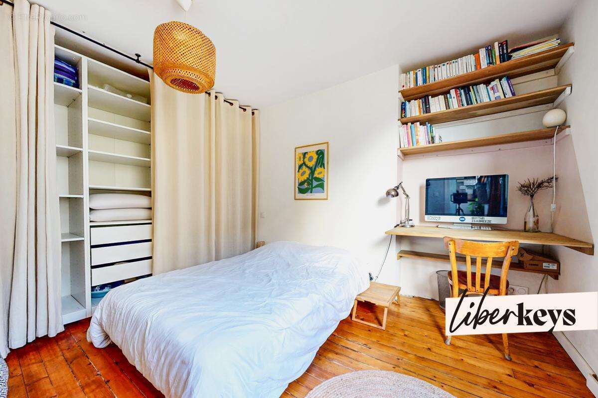 Appartement à PARIS-10E