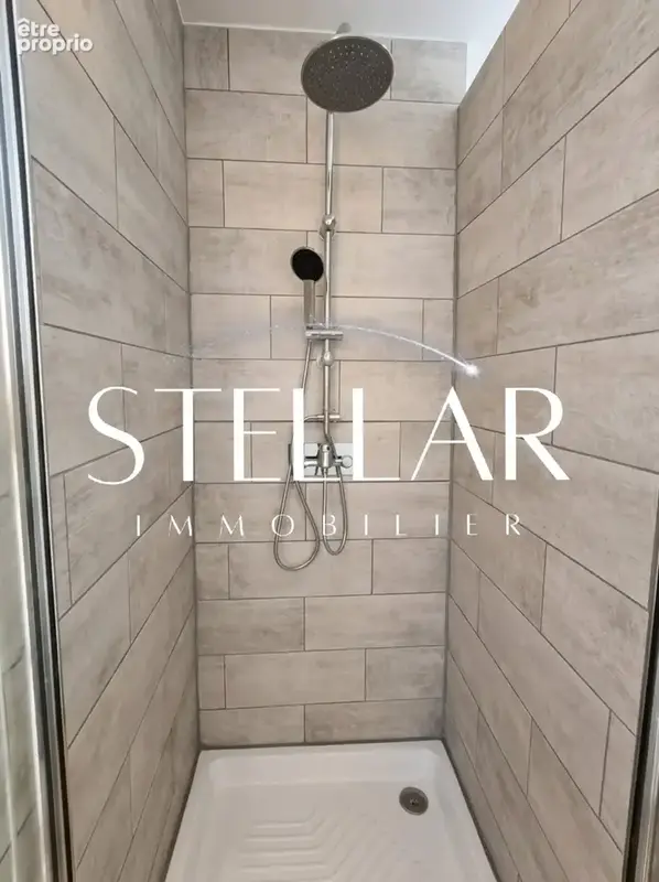Salle d'eau chambre parentale 