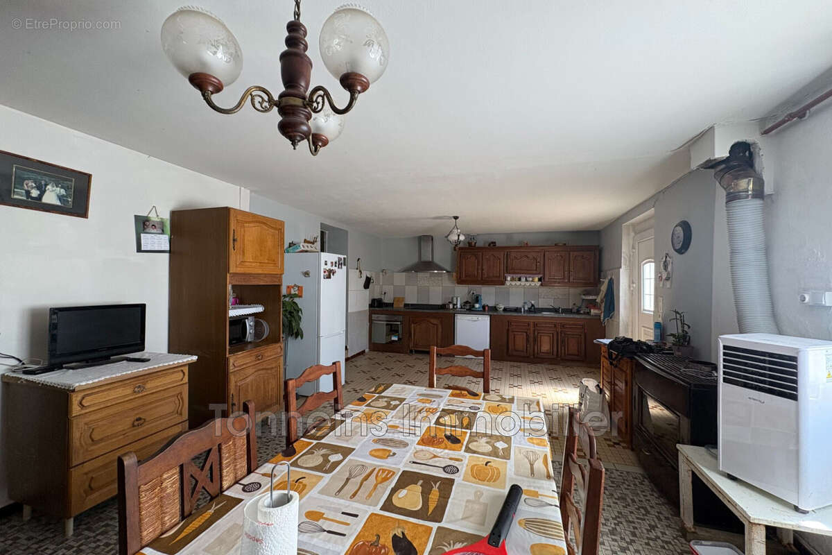 Maison à SAINTE-BAZEILLE
