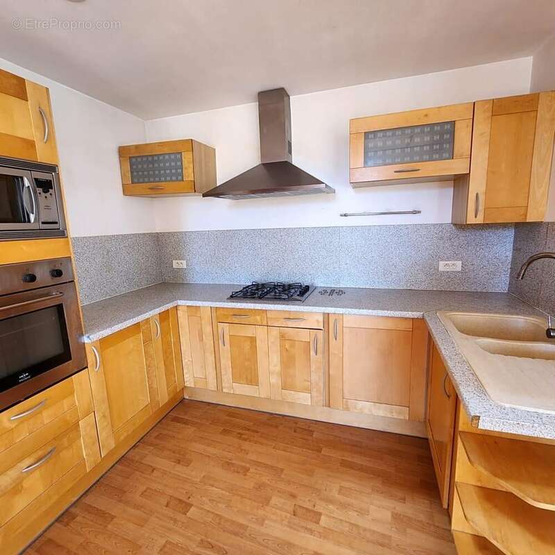 Appartement à SALON-DE-PROVENCE