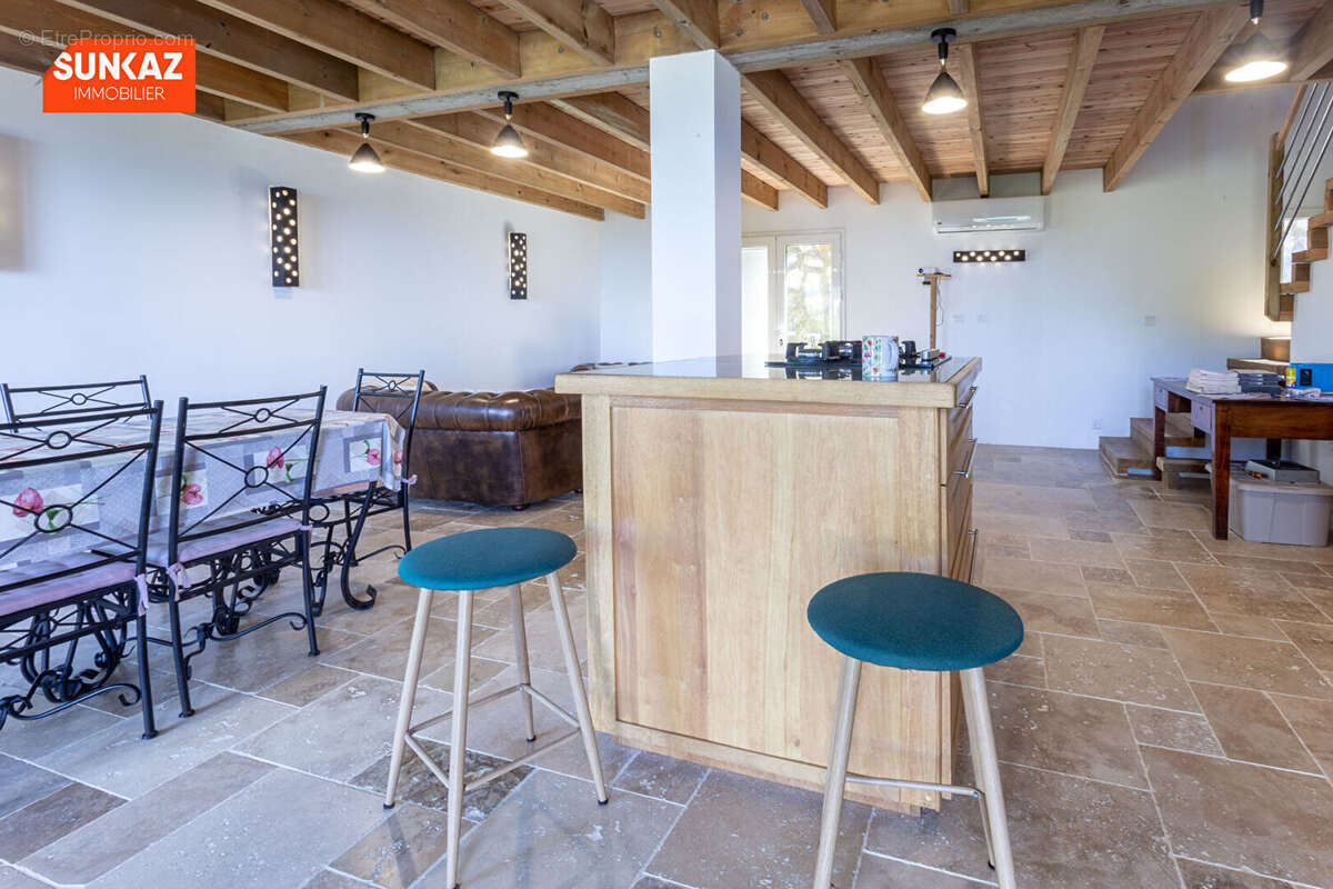 Maison à PETITE-ILE