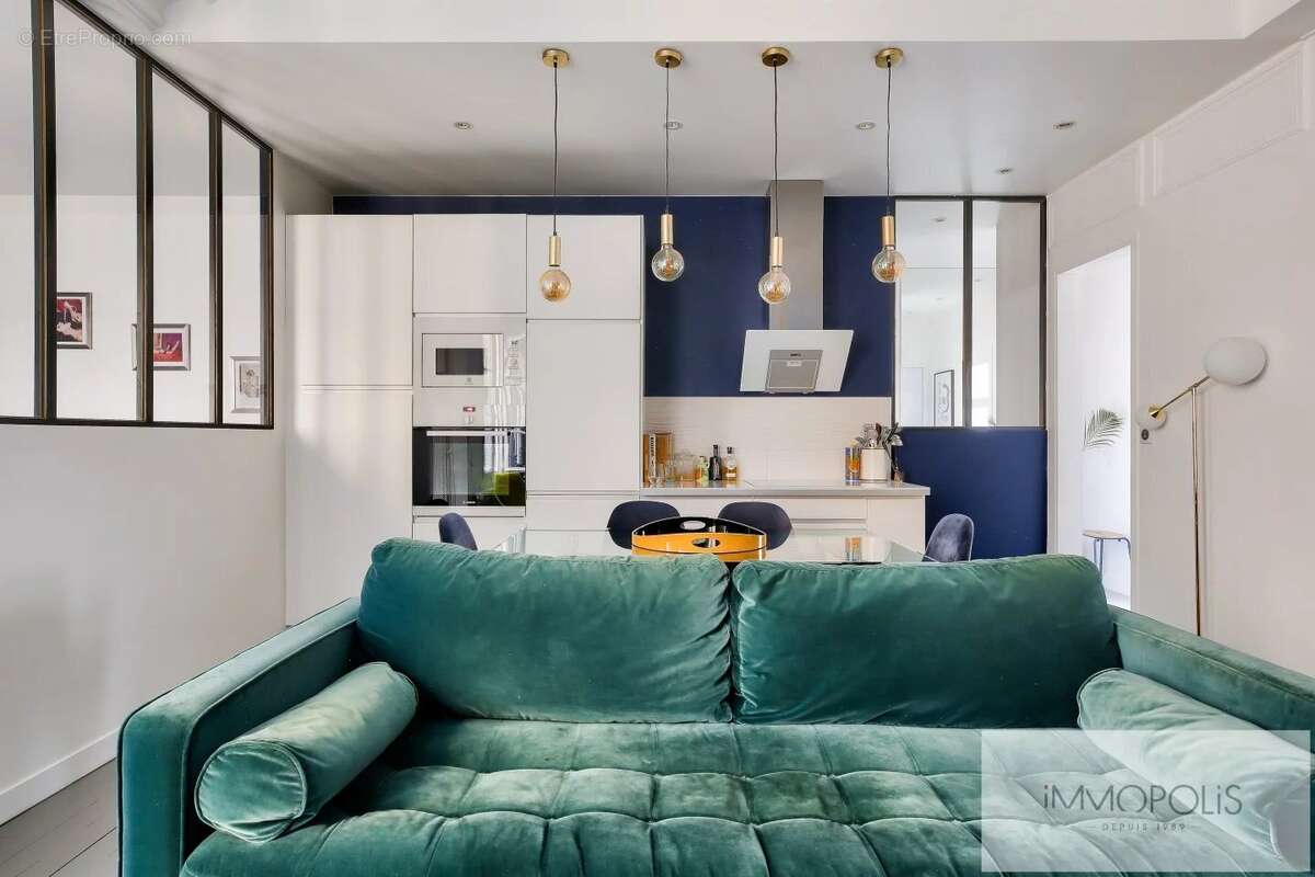 Appartement à PARIS-18E