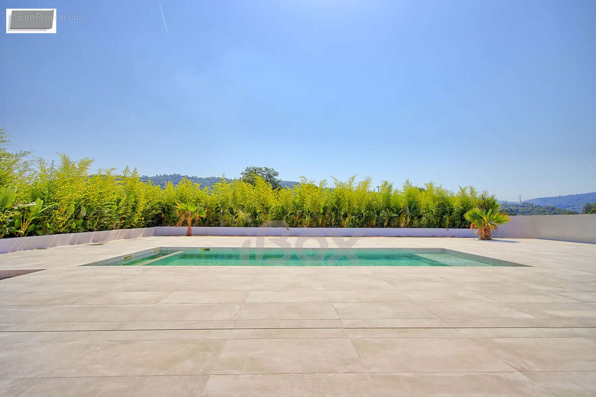 Villa contemporaine d'exception (2025)   La Crau - photo 21