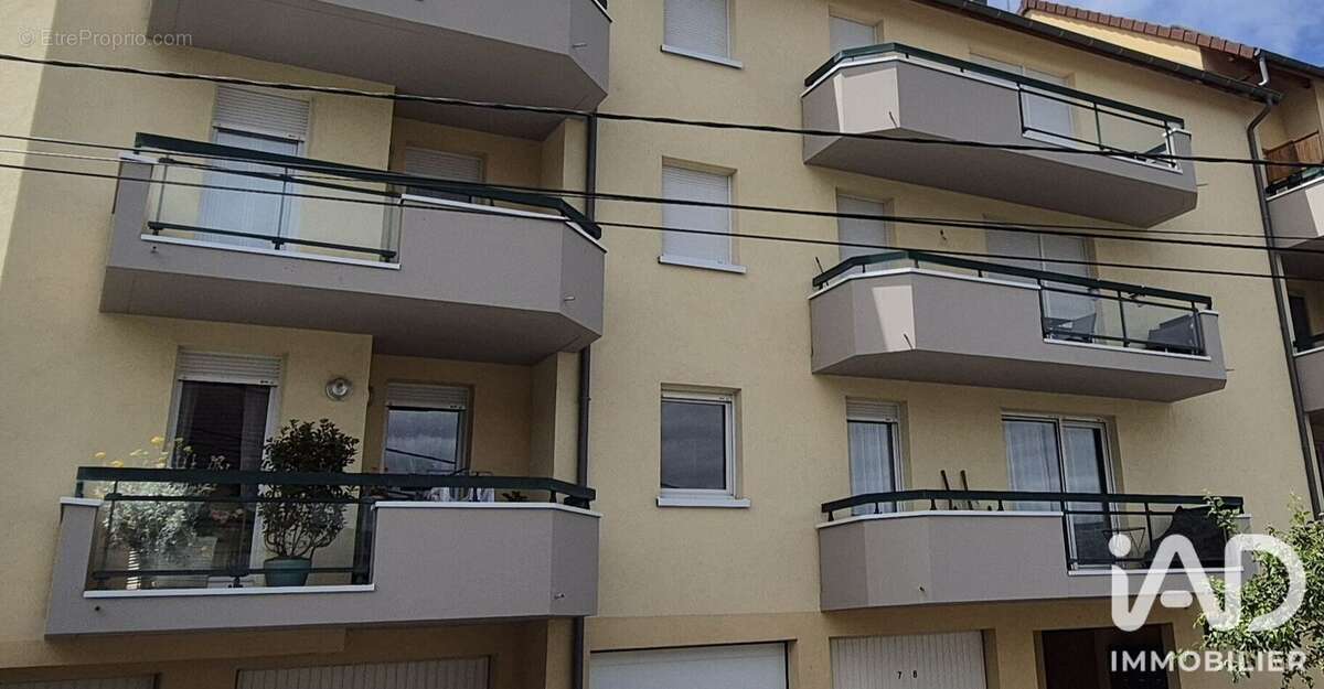 Photo 8 - Appartement à LONS-LE-SAUNIER