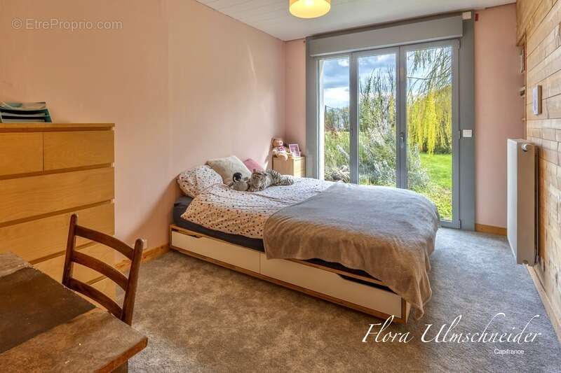 Propriété d'exception avec vue lac et Mont Blanc – 271 m² – DPE C – Ontex - 35 minutes de Chambéry, 40 minutes d’Aix-les-Bains,  - photo 15