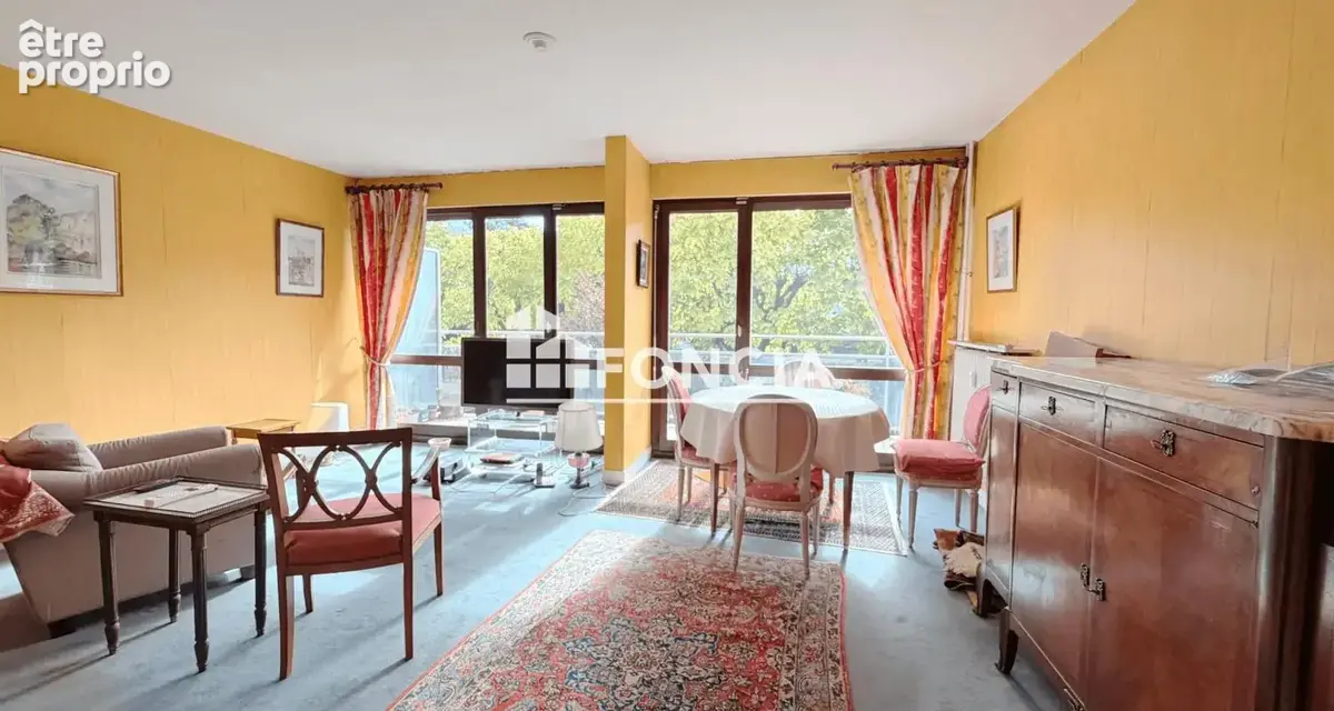 Appartement à LOUVECIENNES