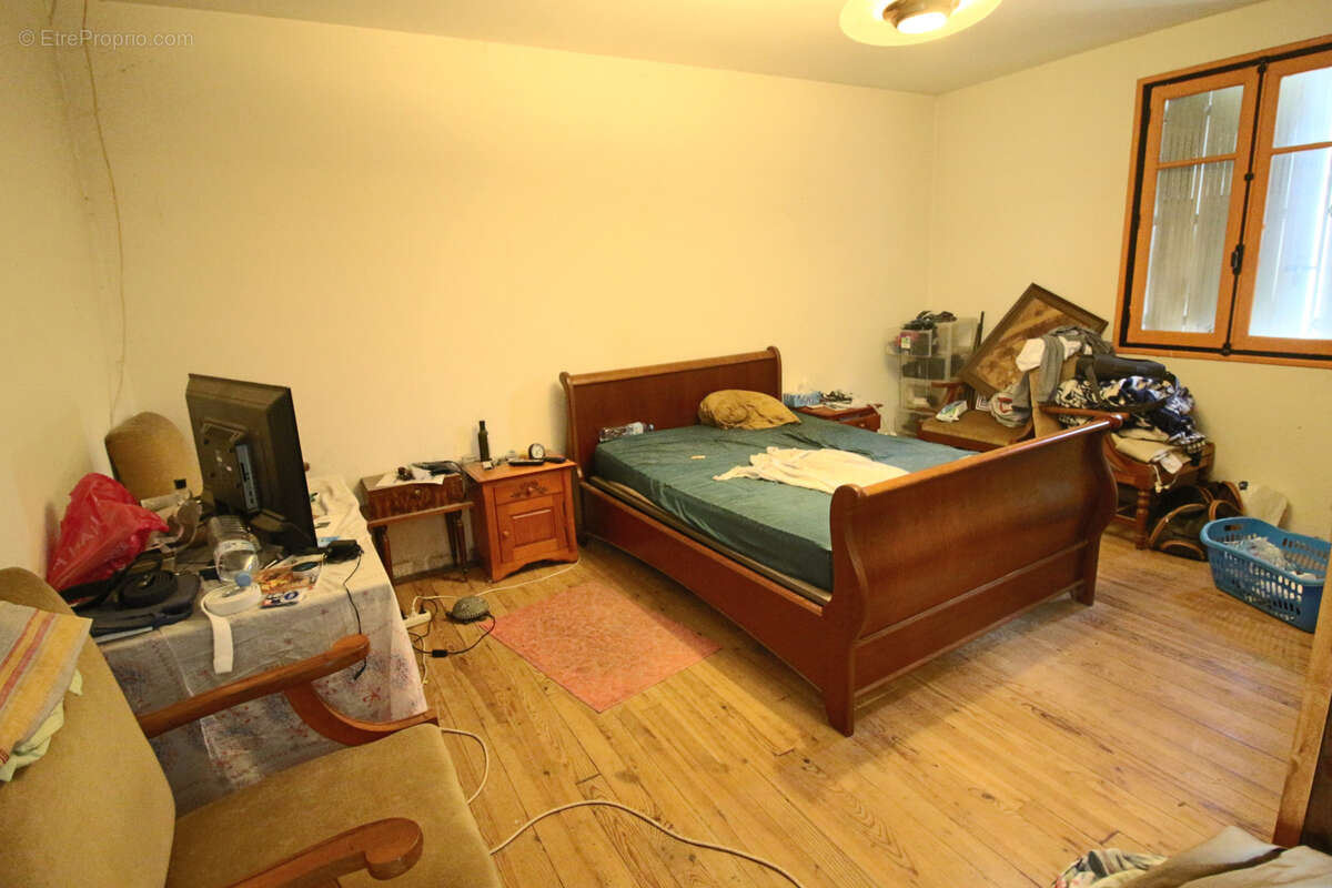 Maison à PUY-L&#039;EVEQUE