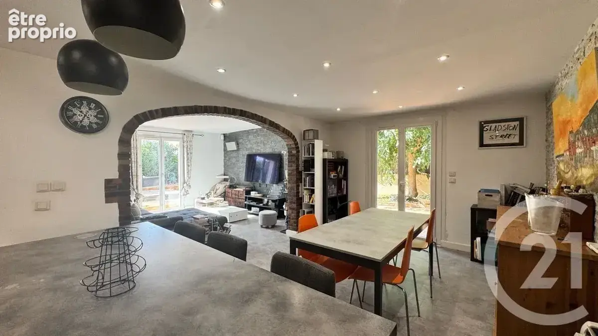 Maison 5 pièces 117 m² à vendre à La Garde (83130) - photo 4