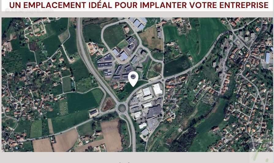 VOIRON- ZA   Parvis 2 à Voiron,- A vendre local d activité de 302m² - photo 6
