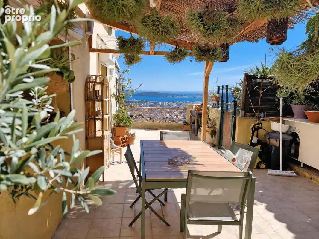 Vue mer panoramique exceptionnelle – Maison dominante sur le Faron à Toulon - photo 4