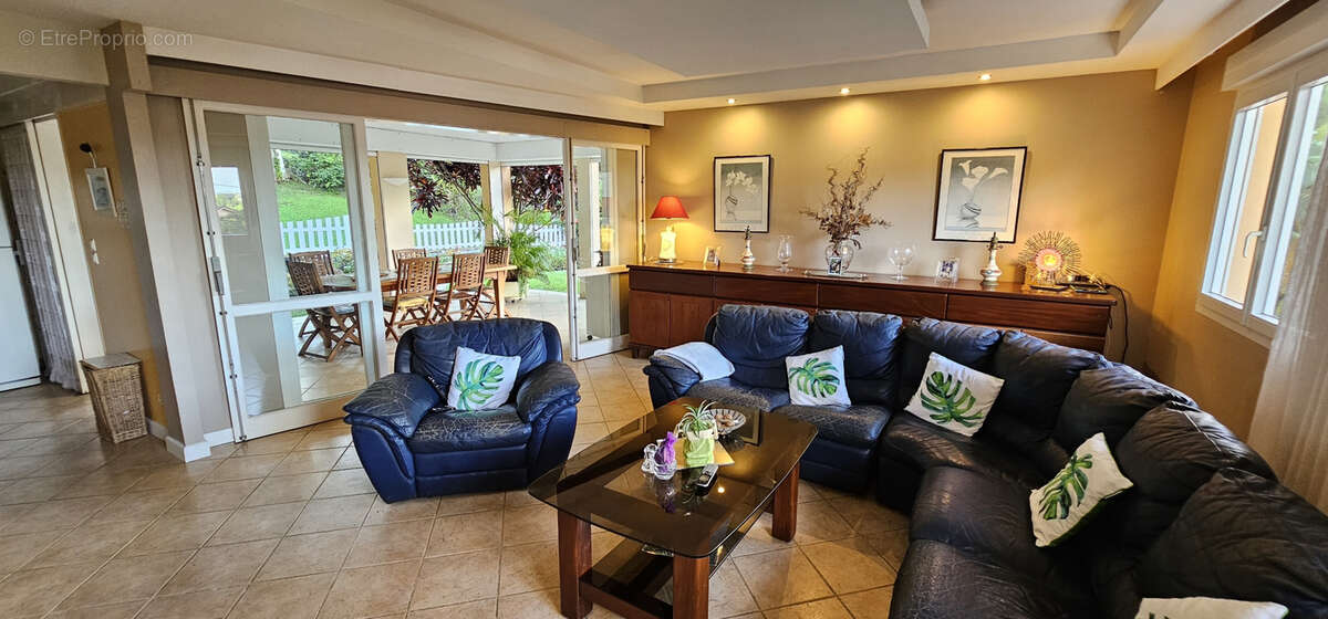 Maison à FORT-DE-FRANCE