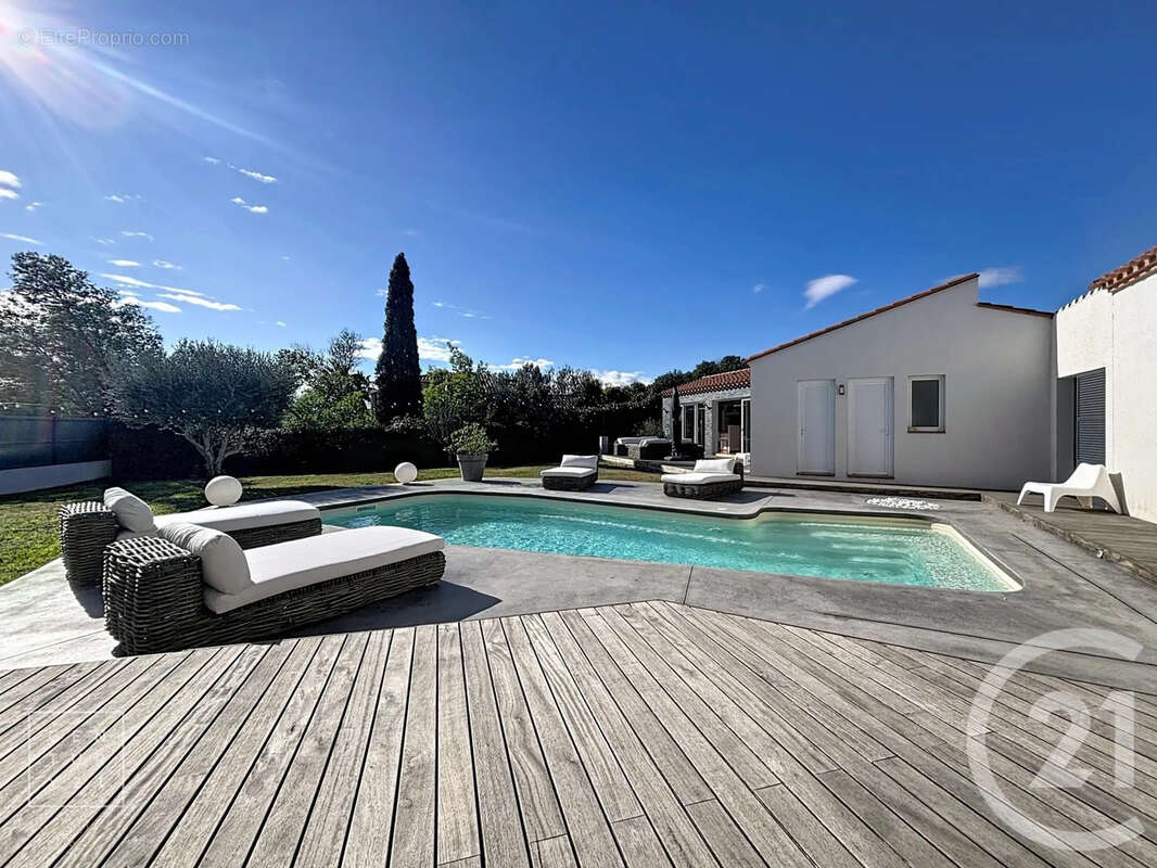 Maison à CORNEILLA-LA-RIVIERE