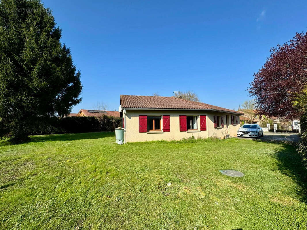 Maison à L'ABERGEMENT-CLEMENCIAT