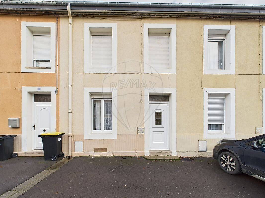 Maison à HAUCOURT-MOULAINE