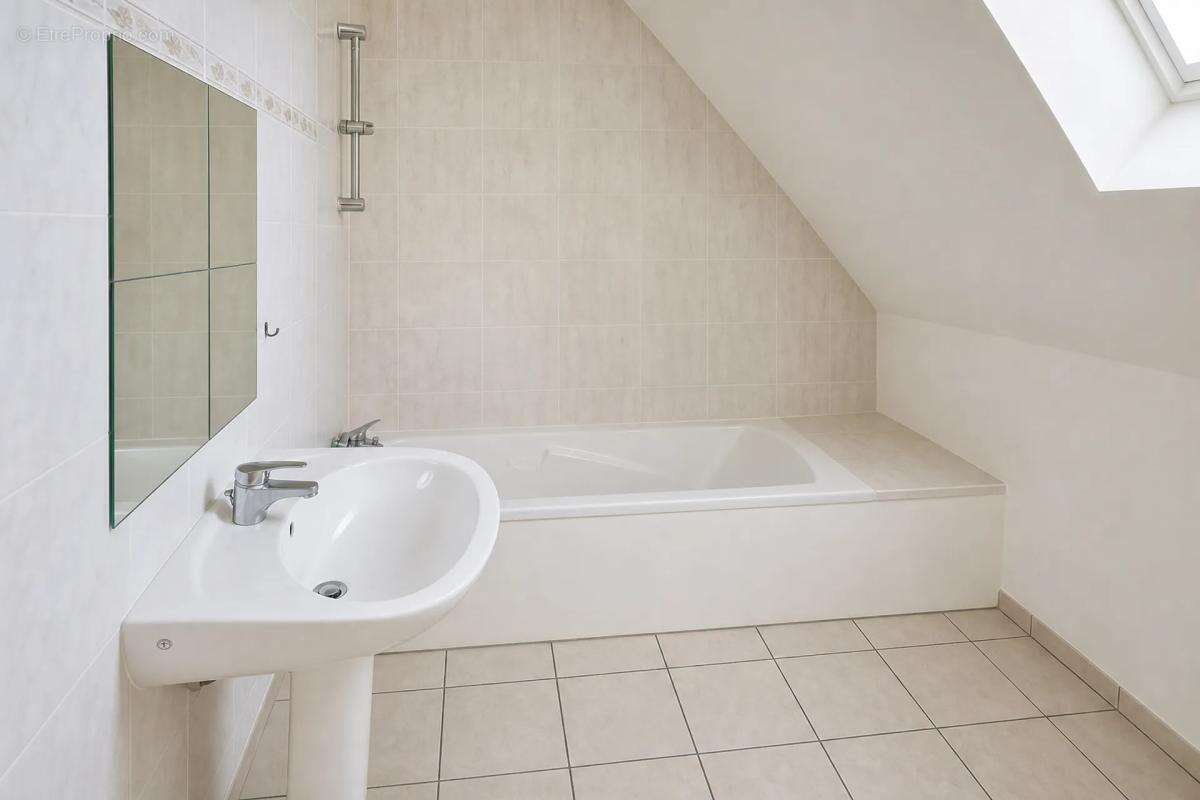 Appartement à ALGRANGE