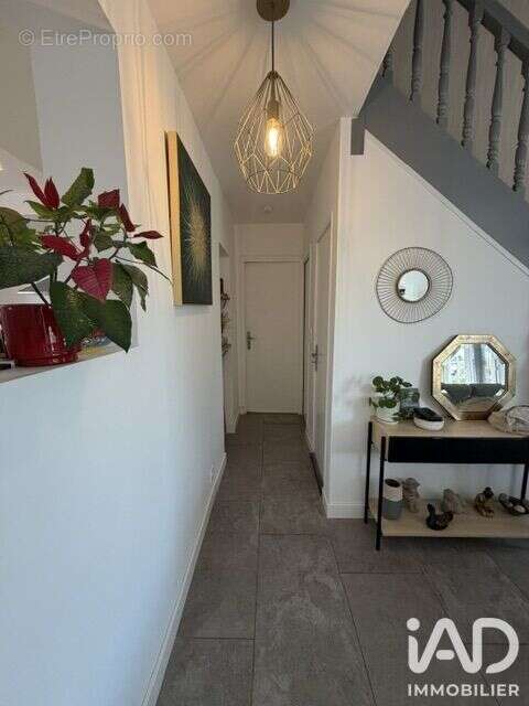 Maison 101 m² à Pleuven  - photo 8
