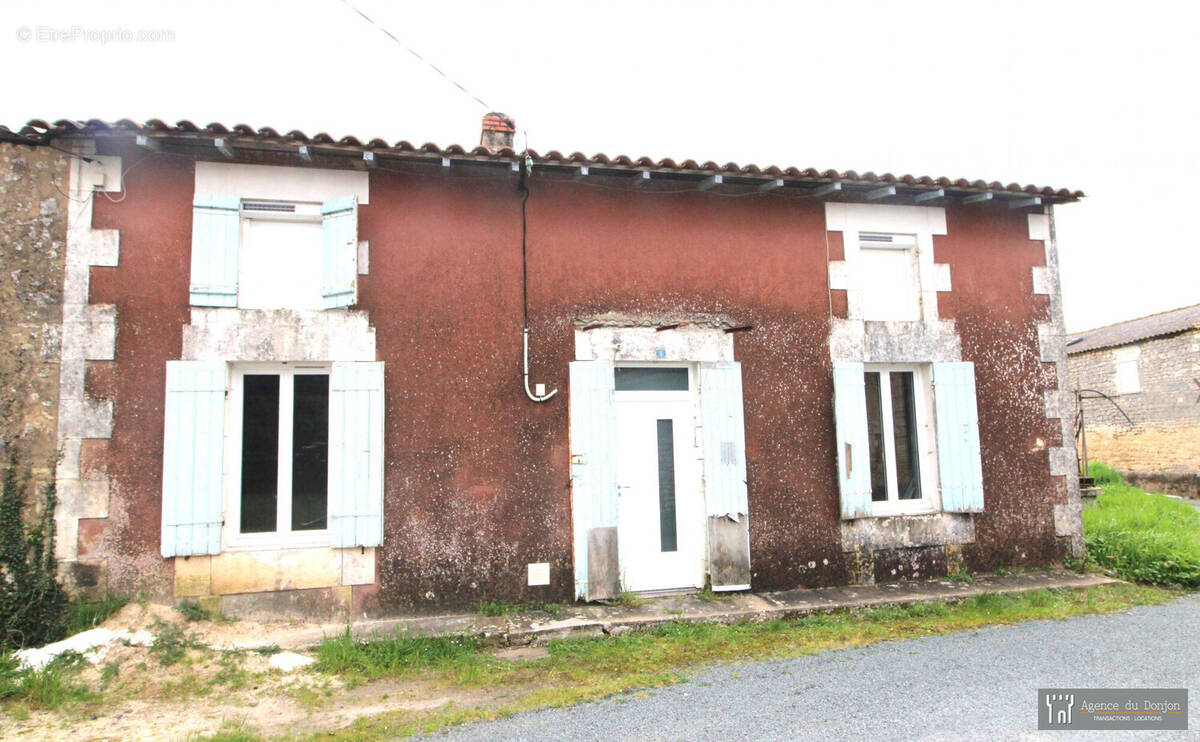 Maison à TANZAC