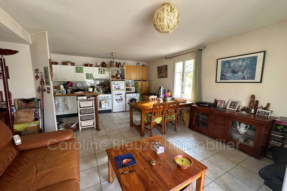 Appartement à LEZIGNAN-CORBIERES
