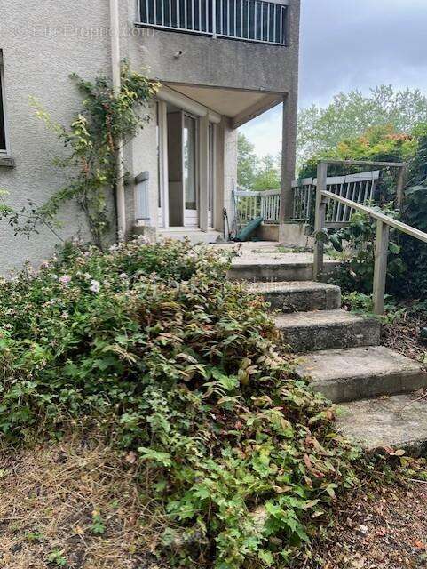 Appartement 3 pièces avec jardin privatif et parking — Cergy - photo 6