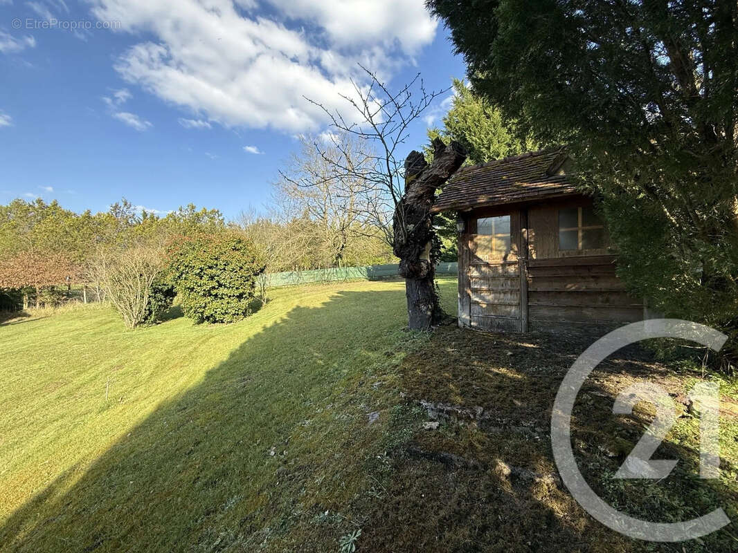 Maison à VILLENEUVE-SUR-ALLIER
