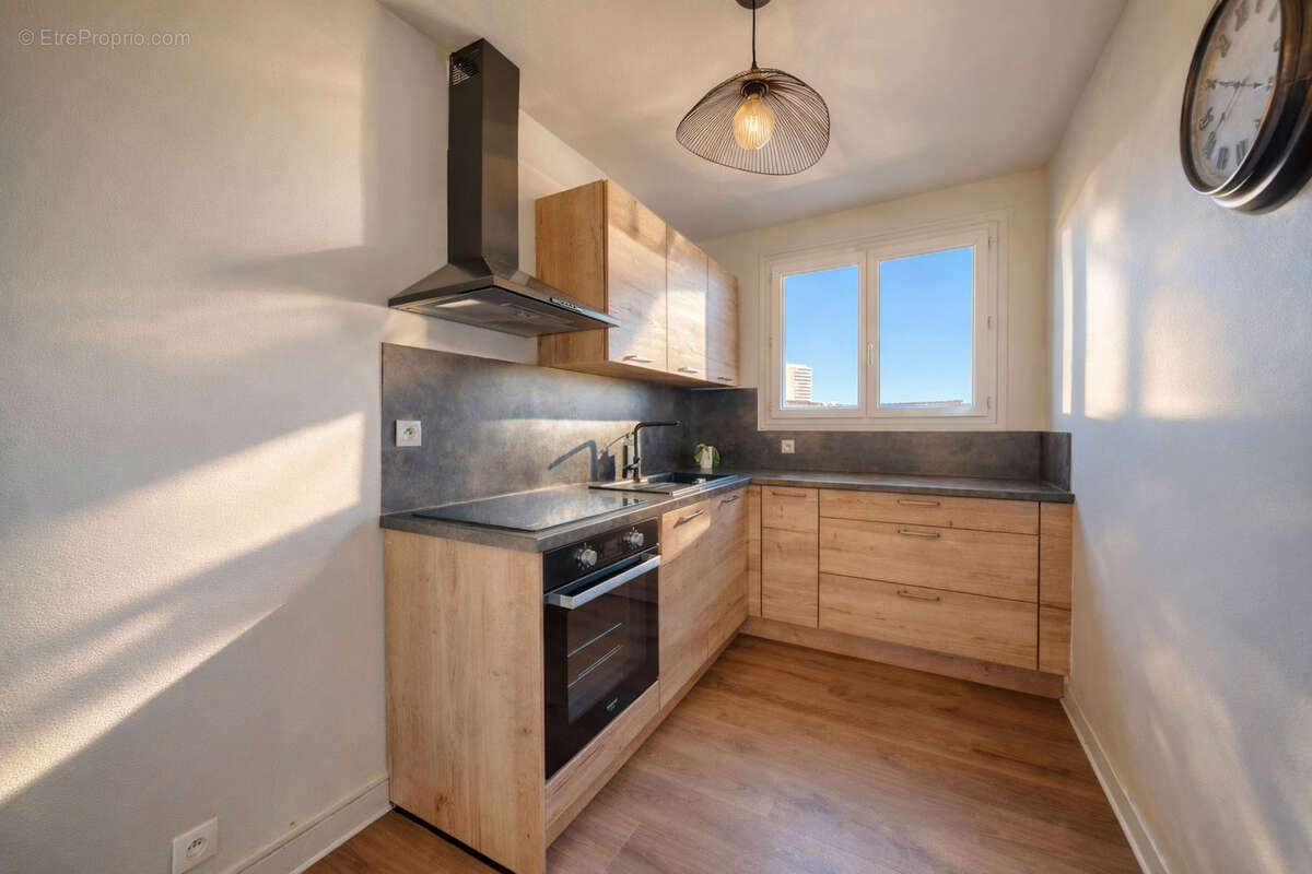 Appartement T3 - Bourg L'Evêque - photo 5
