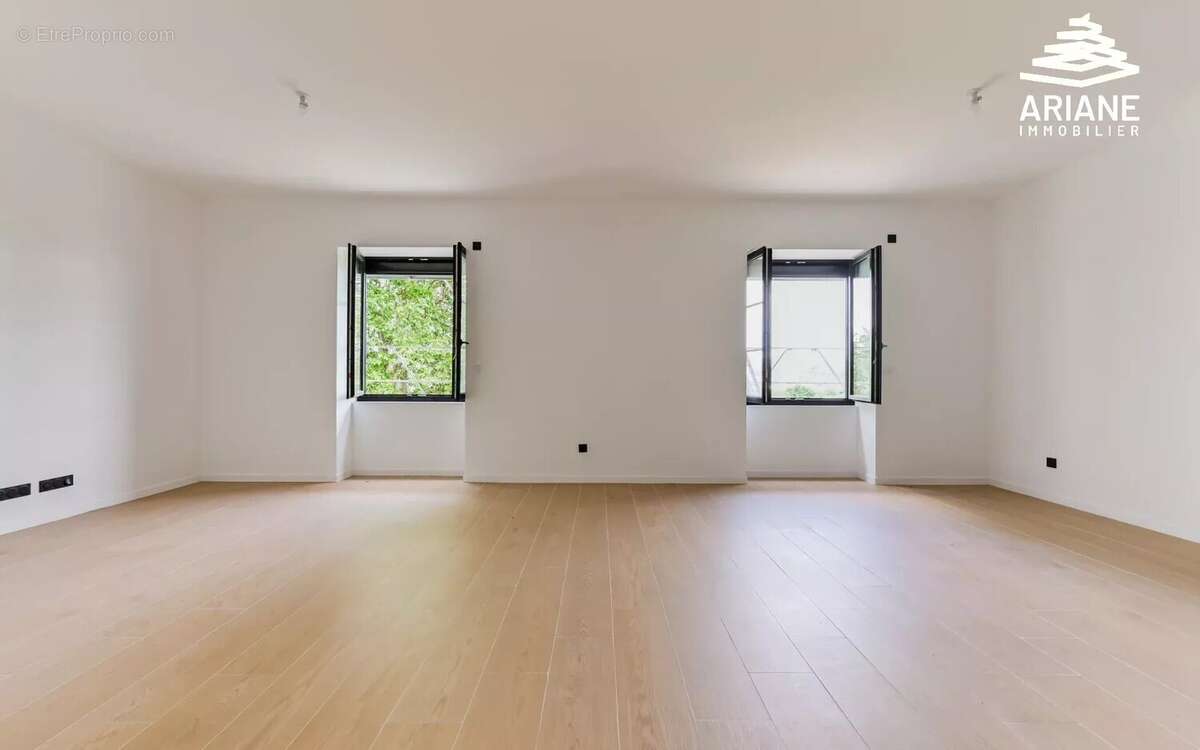 Appartement à VOURLES