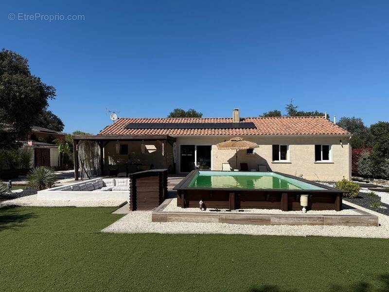 Maison à QUISSAC