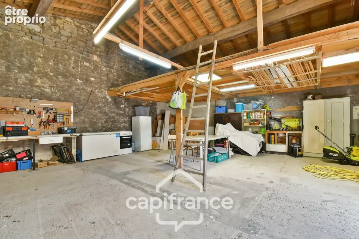 Maison de caractère avec 4 chambres - 6pièces - 268 m² habitables - piscine - jardin et dépendances à BIGNAY - photo 27