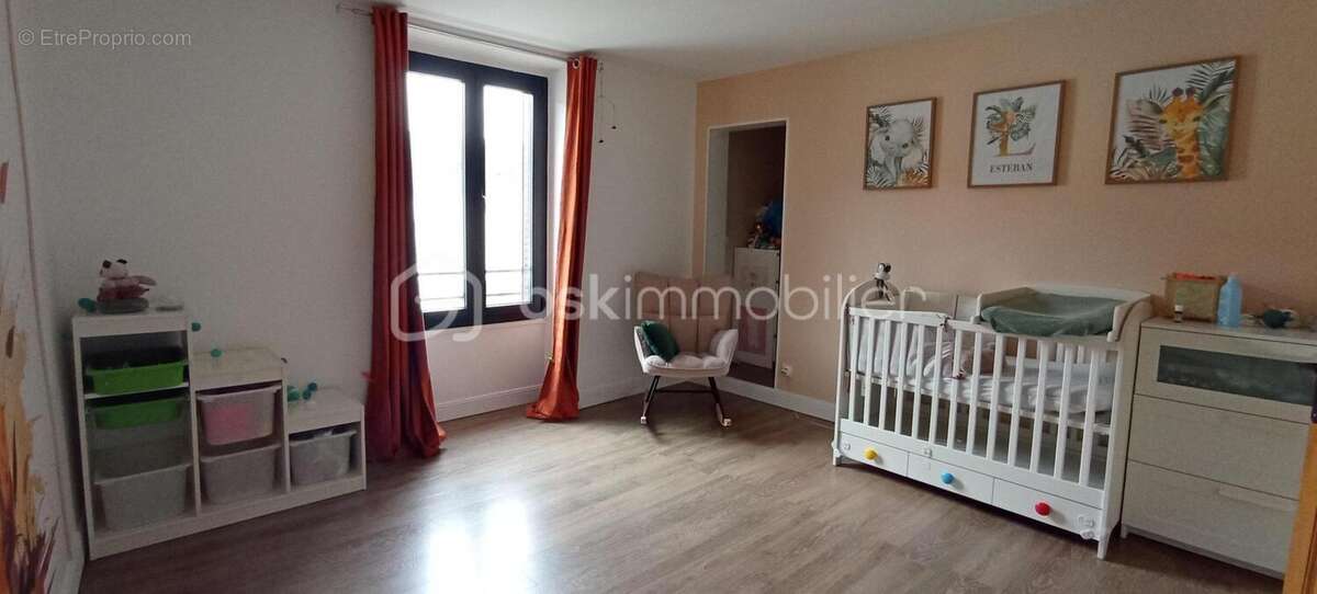 Maison à LEUVILLE-SUR-ORGE