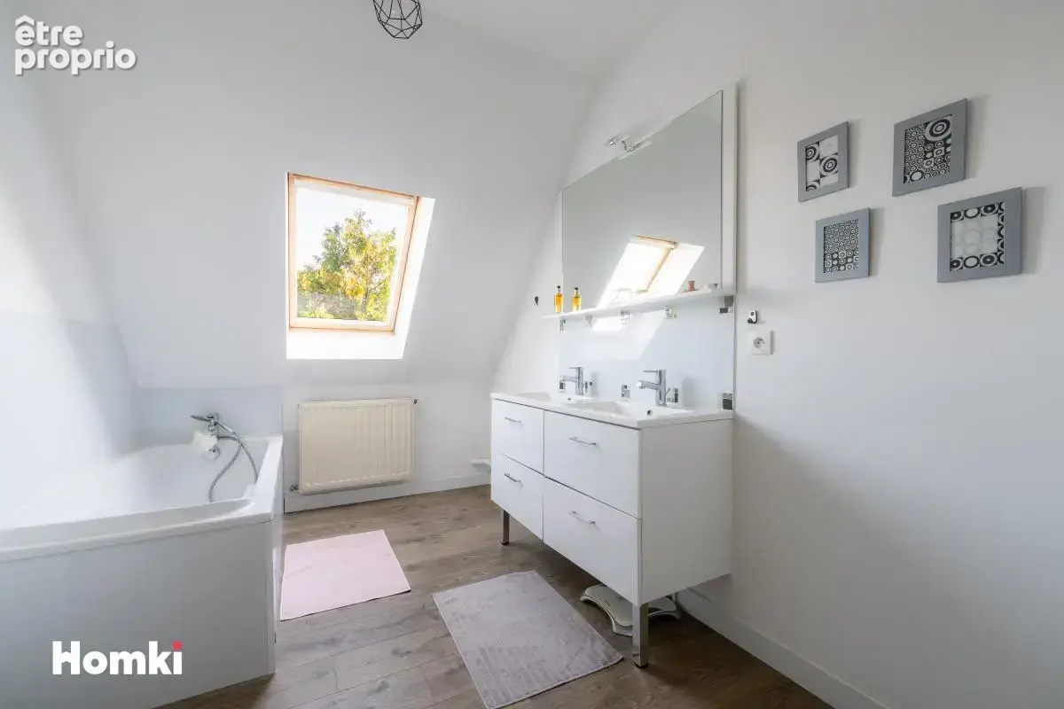 Maison/Villa T7 de 181 m² à Lompret 59840 - photo 13